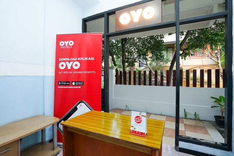 Hotel Oyo 662 Miracle Homestay Syariah