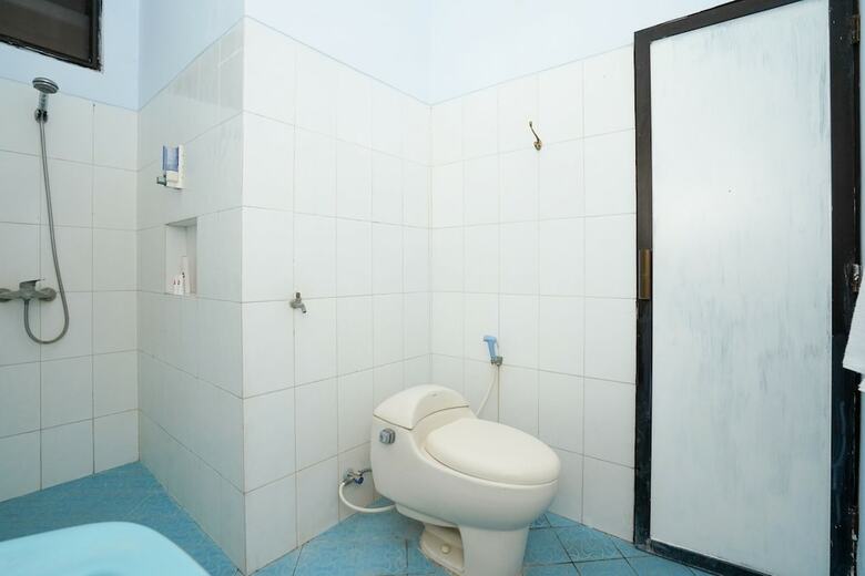 Hotel Oyo 662 Miracle Homestay Syariah