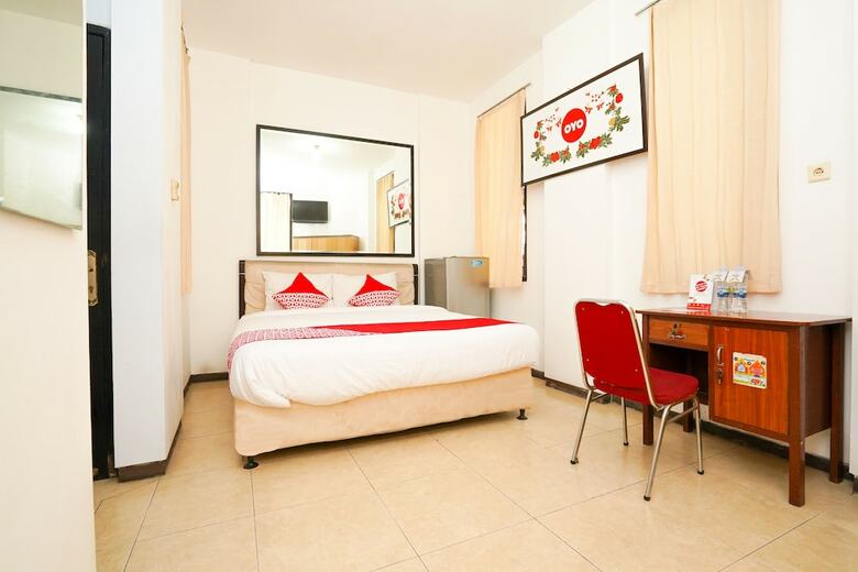 Hotel Oyo 662 Miracle Homestay Syariah