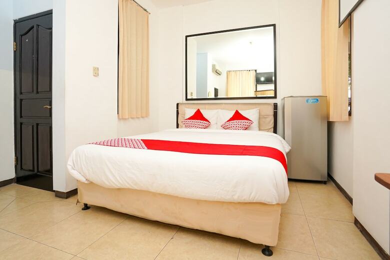 Hotel Oyo 662 Miracle Homestay Syariah