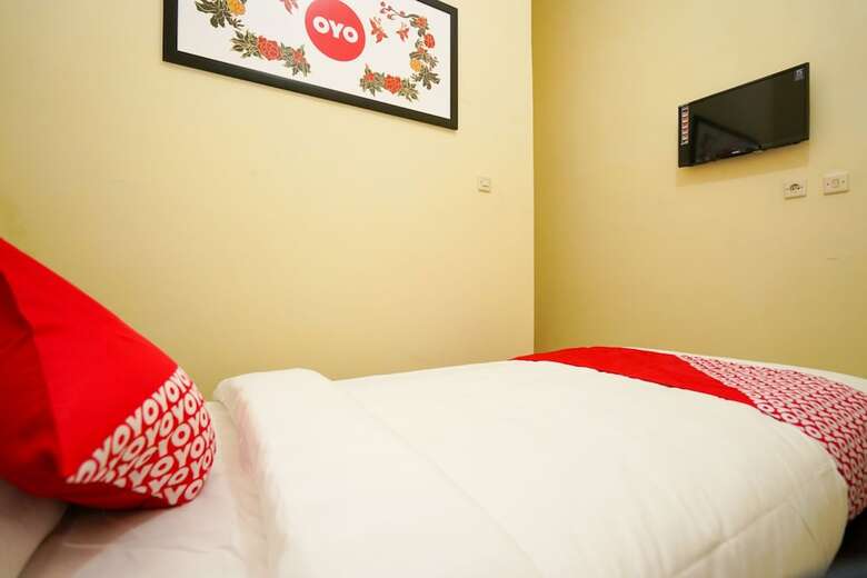 Hotel Oyo 662 Miracle Homestay Syariah