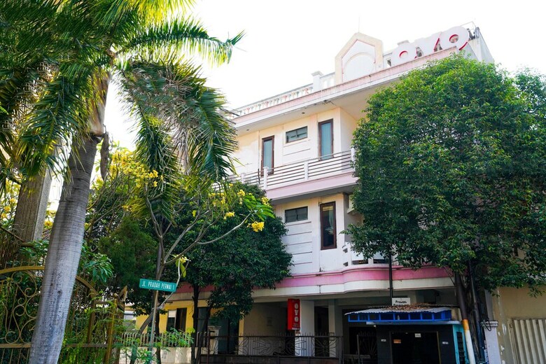 Hotel Oyo 662 Miracle Homestay Syariah