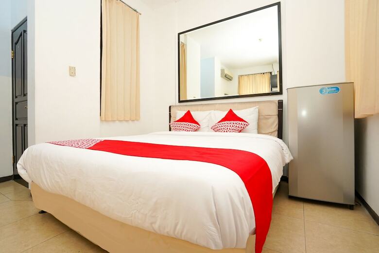 Hotel Oyo 662 Miracle Homestay Syariah