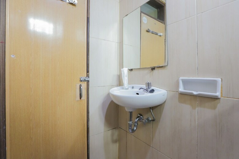 Oyo 918 Hotel Senen Indah