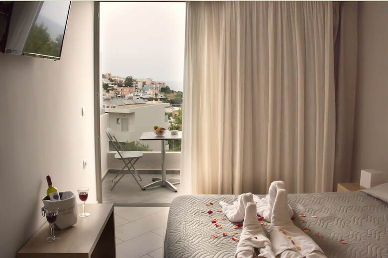 Liza Mary Hotel