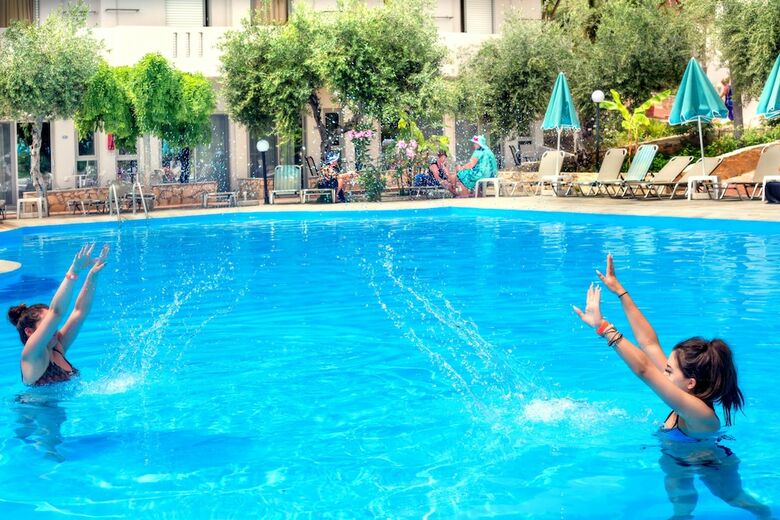 Liza Mary Hotel