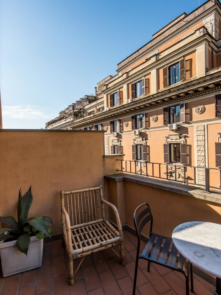 Rsh Barberini Luxury Terrace Apartment