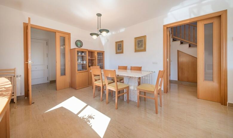 House Oliva 2 Km From The Beach (R76)