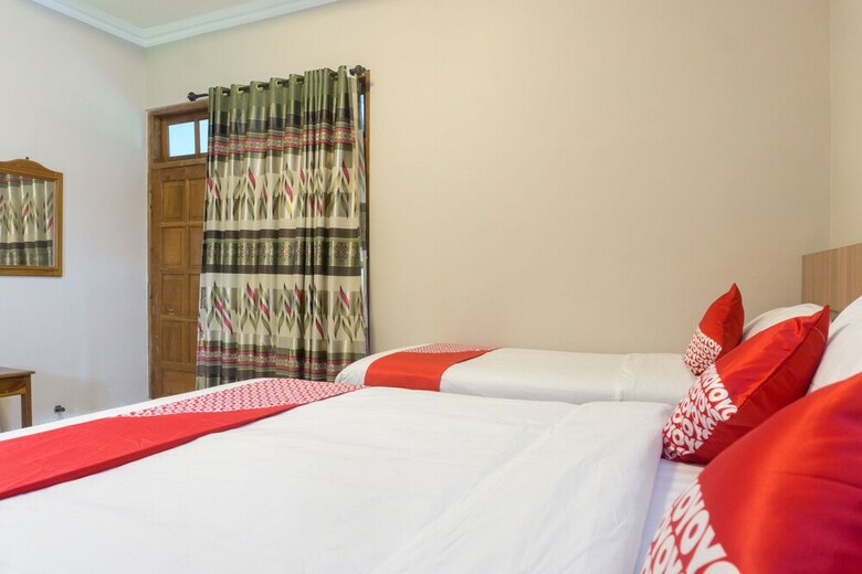 Oyo 942 Srikandi Hotel