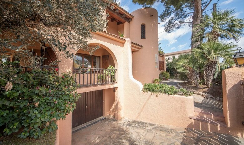 Villa Casa Tenis Park (R84)