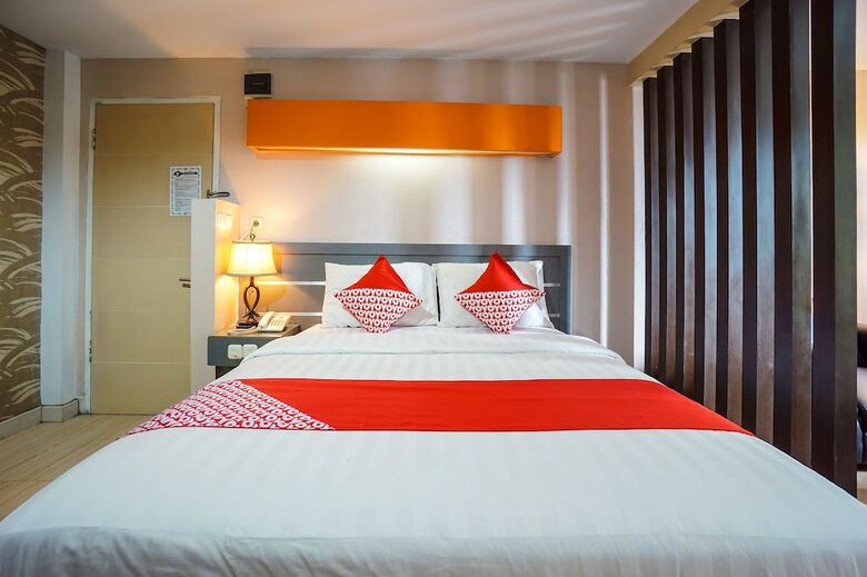 Oyo 955 Hotel Boulevard