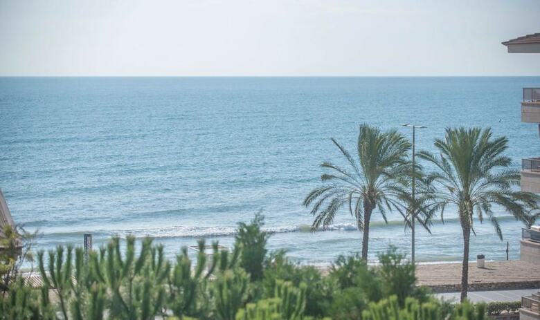Anna Apartment In Front Of The Beach (R78)