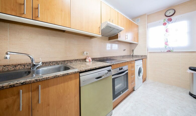 Semi-detached House 2 (R86)