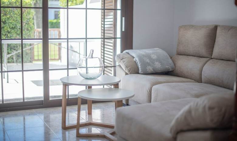 Semi-detached House 2 (R86)