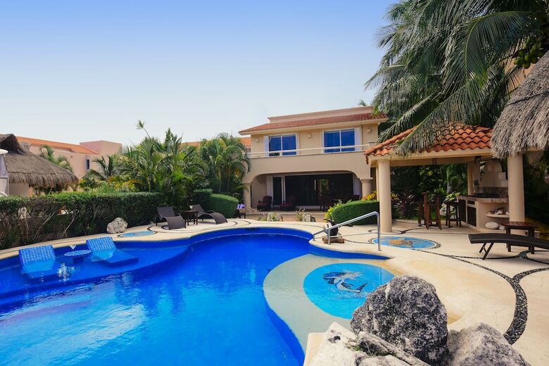 Villa Marinera�5br By Rmh