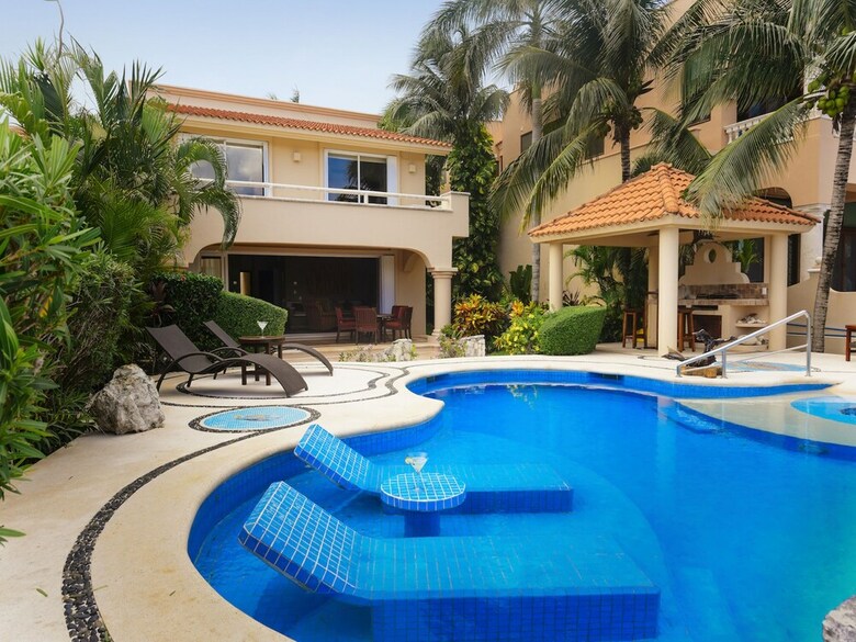 Villa Marinera�5br By Rmh