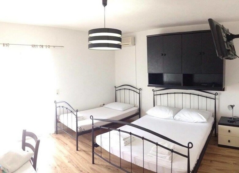 Apartments Milas