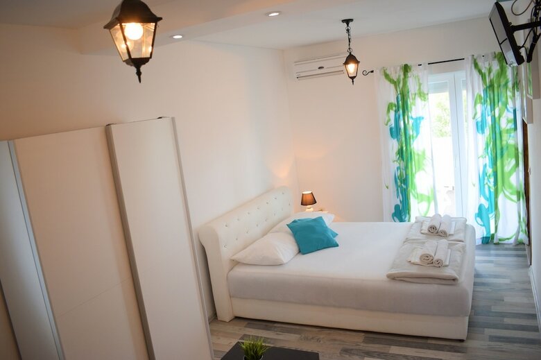 Apartments Milas