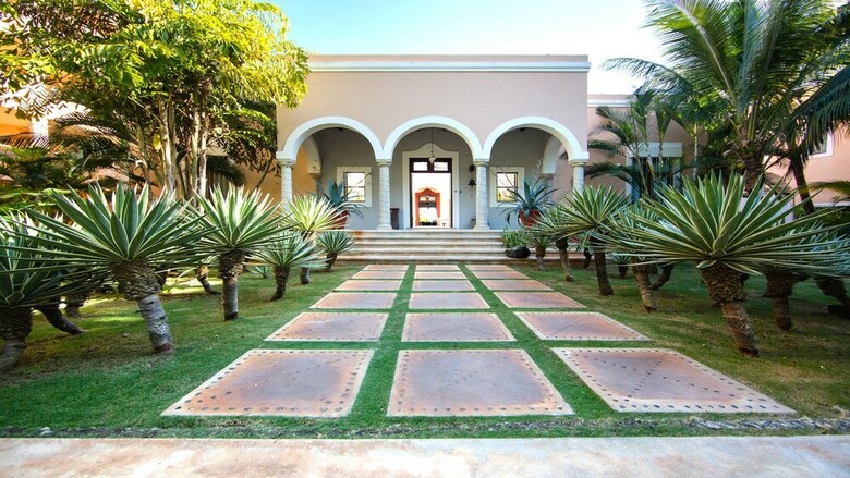 Hacienda Del Mar 7-15br Villa Full Staff By Rmh