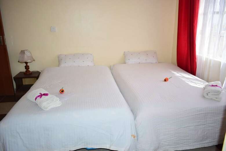 Bed & Breakfast Safari Homes And Tours