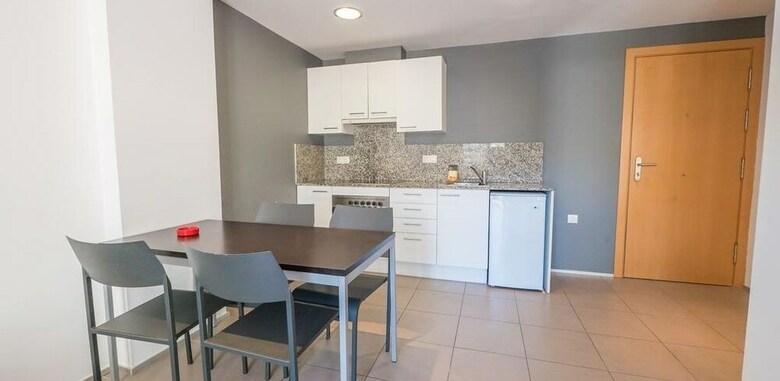 Lindo Apartamento En Lloret de Mar