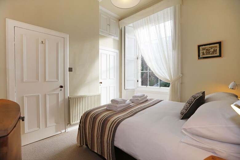 Modern Luxury City Apartment Edinburgh