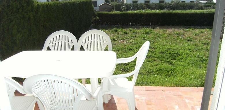 Casa Con Jard�n Y Parking Exterior Cerca Del Mar