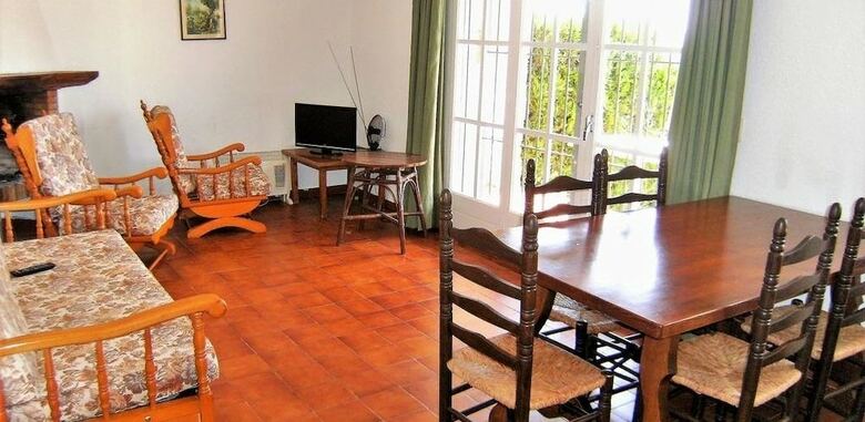 Casa Con Jard�n Y Parking Exterior Cerca Del Mar