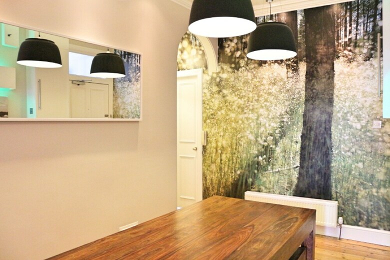 Vibrant 3-bedroom Central Apartment