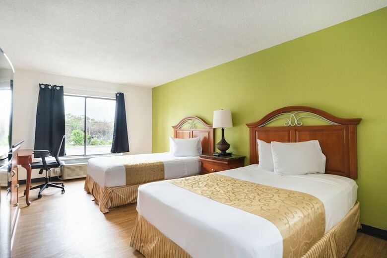 Hotel Oyo Townhouse & Suites - Orlando