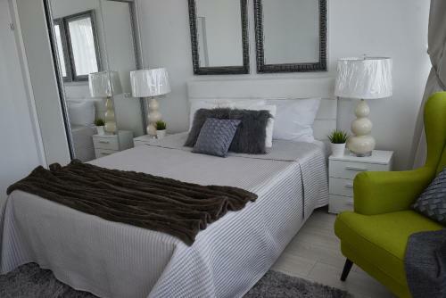 Metropole Apartments Old Town