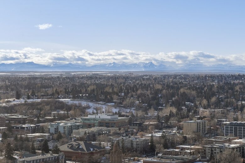 Simply Comfort. Downtown Calgary Apts