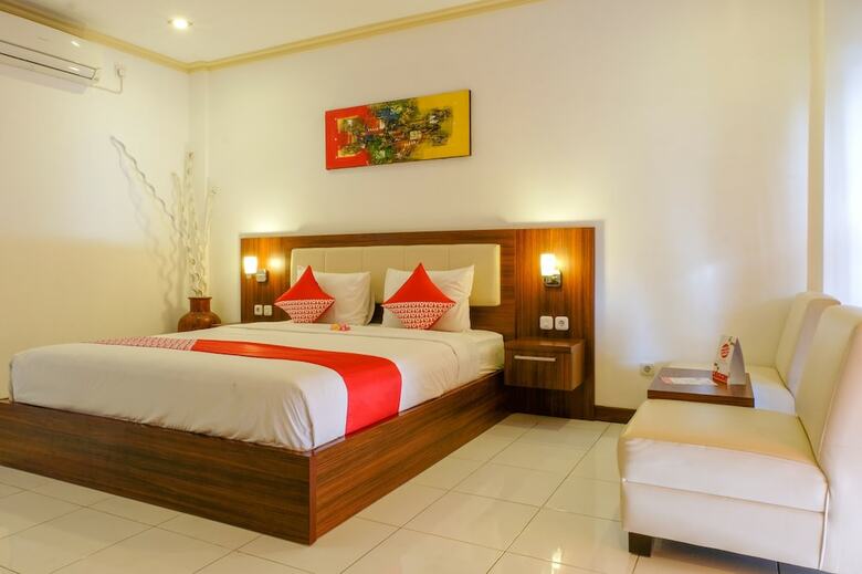Oyo 953 Family Beach Hotel