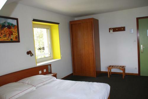 Hotel H�tel Roess