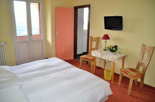 Hotel H�tel Roess