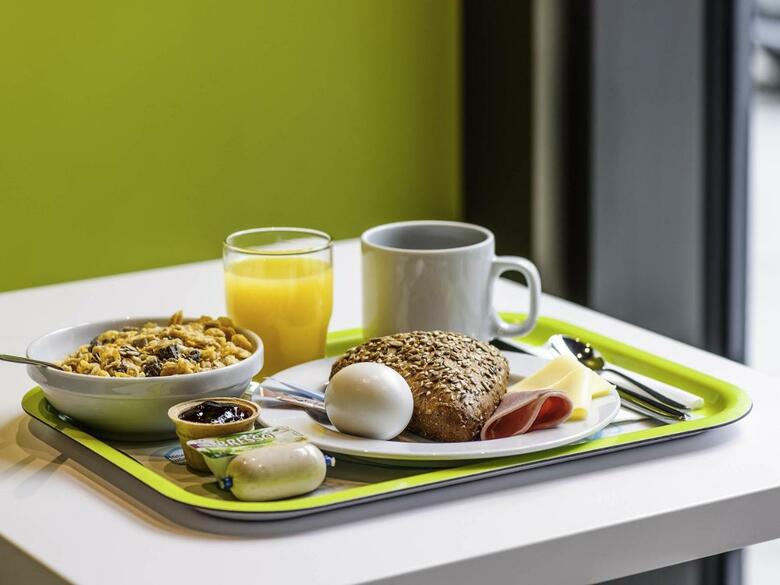Hotel Ibis Budget Besan�on Ecole Valentin