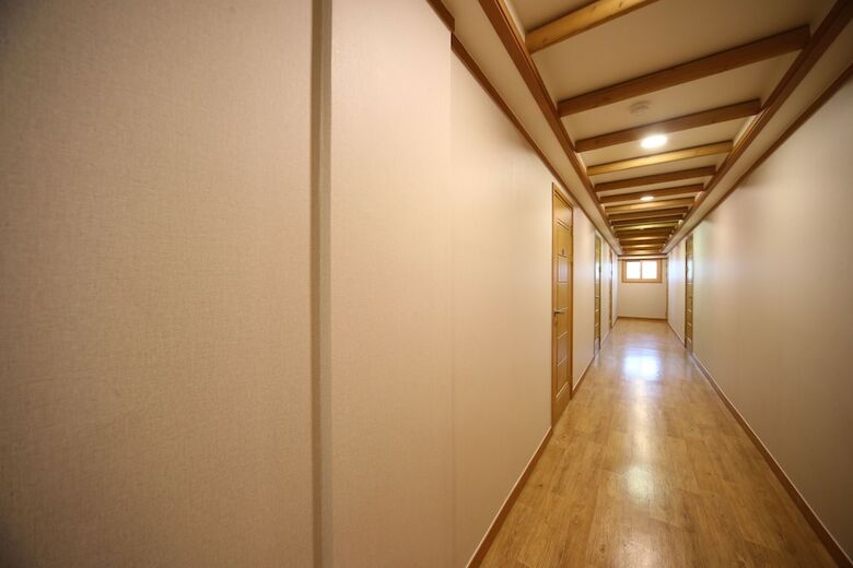 Hotel Bee House Hostel
