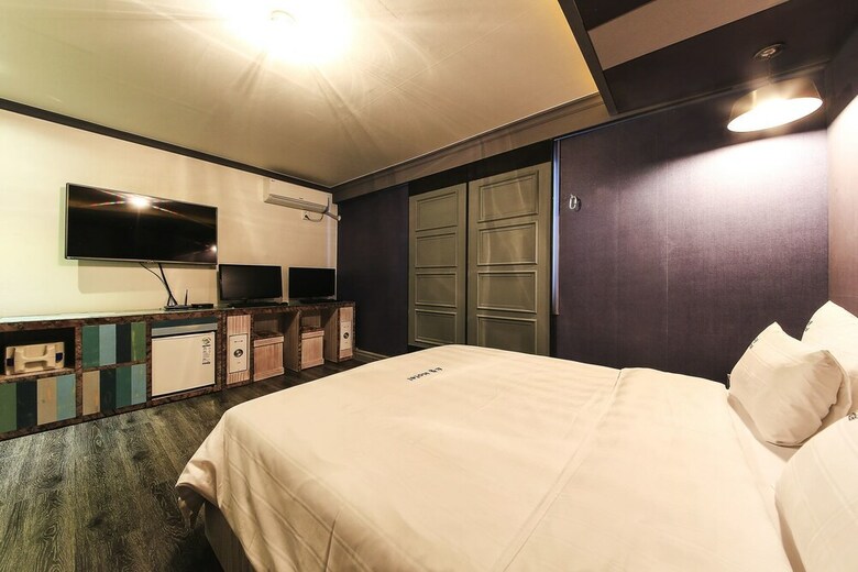 So Poong Hotel