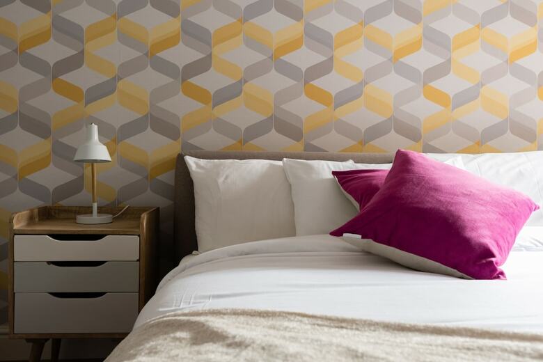 The Old Station House - Stylish & Central 2bdr Apartment