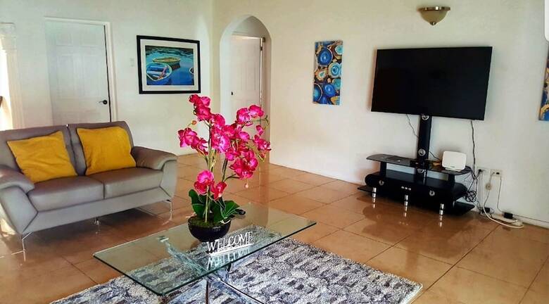Apartamentos I Heart Ja Affordable Luxury Runaway Bay