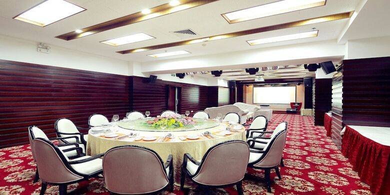 Sun Flower Hotel And Residence