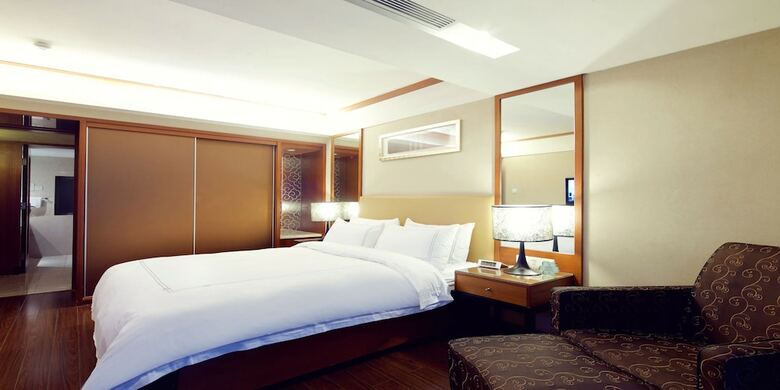 Sun Flower Hotel And Residence