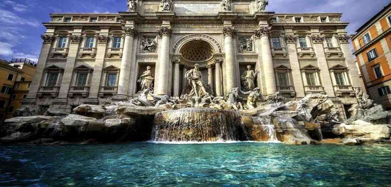 Hotel Trevi Fountain Home