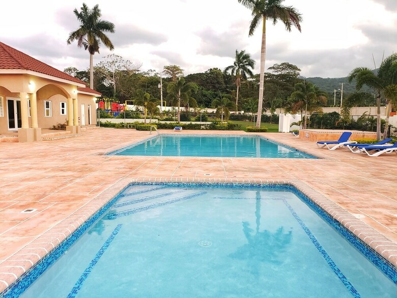 I Heart Ja Tropics Drax Hall Manor