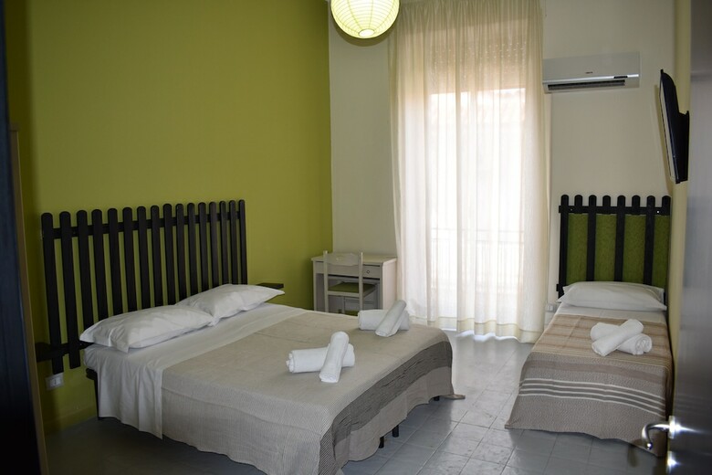 Posada Hotel White Beach Ancora