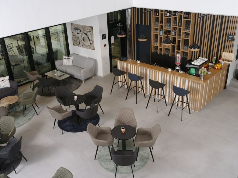 Hotel Cubis