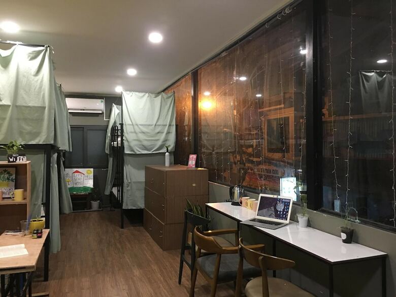Hostal Eopi Airport Homestay