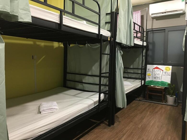 Hostal Eopi Airport Homestay