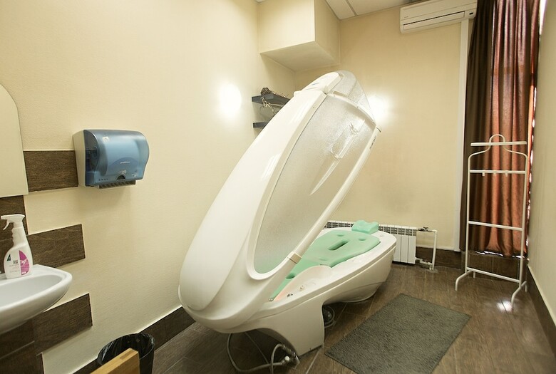 Crona Medical & Spa Hotel