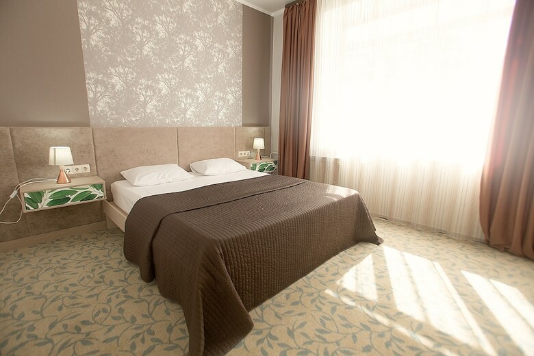 Crona Medical & Spa Hotel